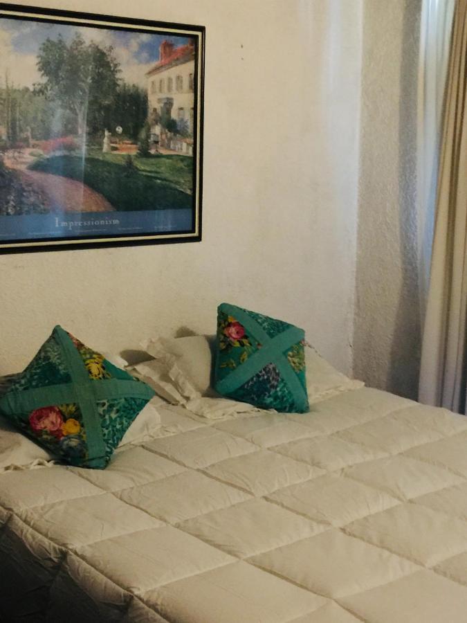 Casa De Huespedes El Trebol De Ezeiza ξενώνας La Union Εξωτερικό φωτογραφία